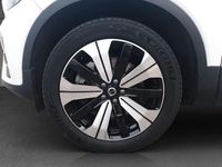 Gebraucht Volvo XC40 Plus 179 PS (131 kW) 2022 Weiß SUV