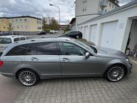 Gebraucht Mercedes C250 204 PS (150 kW) 2014 Grau Kombi