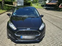 Gebraucht Ford Fiesta 80 PS (58 kW) 2016 Schwarz Kleinwagen