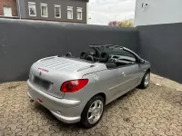 Gebraucht Peugeot 206 CC 109 PS (80 kW) 2004 Silber Cabrio
