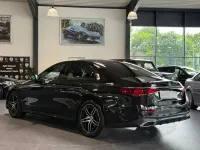 Gebraucht Mercedes E220 AMG line 197 PS (144 kW) 2023 Obsidianschwarz  metalliclack Limousine