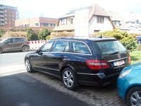 Gebraucht Mercedes E220 170 PS (125 kW) 2011 Schwarz Kombi