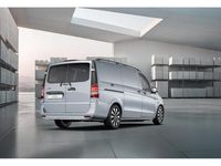 Gebraucht Mercedes e-Vito 85 kW (116 PS) 2024 Silber Van / Kleinbus