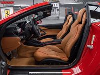Gebraucht Ferrari 812 799 PS (587 kW) 2021 Rot Cabrio