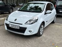 Gebraucht Renault Clio III 75 PS (55 kW) 2012 Weiß Kleinwagen
