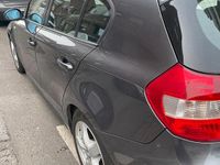Gebraucht BMW 116 115 PS (84 kW) 2006 Grau Kleinwagen