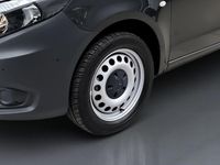 Gebraucht Mercedes e-Vito 85 kW (116 PS) 2021 Graphitgrau metallic Van / Kleinbus