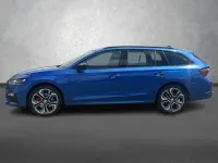 Gebraucht Skoda Octavia RS 245 PS (180 kW) 2023 Raceblau metallic Kombi
