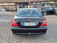 Gebraucht Mercedes E280 Avantgarde 177 PS (130 kW) 2005 Schwarz Limousine