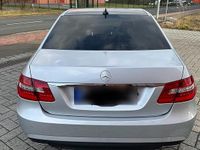 Gebraucht Mercedes E300 231 PS (169 kW) 2013 Silber Limousine