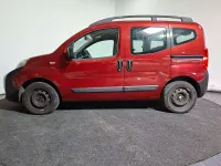 Gebraucht Peugeot Bipper 73 PS (53 kW) 2010 Rot Van / Kleinbus