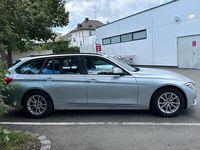 Gebraucht BMW 320 190 PS (139 kW) 2016 Silber Kombi