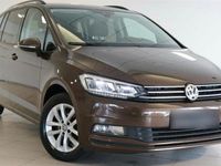 Gebraucht VW Touran 150 PS (110 kW) 2015 Braun Van / Kleinbus