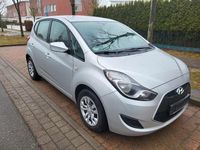 Usado Hyundai i20 Space 90 HP (66 kW) 2018 Prateado Monovolume