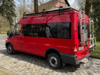 Używany Ford Transit 85 KM (62 kW) 2004 Czerwony Minivan