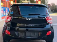 Gebraucht Hyundai i10 Edition 67 PS (49 kW) 2014 Schwarz Kleinwagen