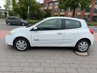 Gebraucht Renault Clio Collection 75 PS (55 kW) 2014 Weiß