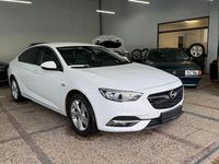 Gebraucht Opel Insignia Dynamic 136 PS (100 kW) 2017 Weiß Limousine