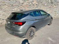 Gebraucht Opel Astra 125 PS (91 kW) 2017 Grau Kombi