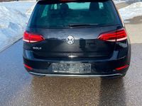 Gebraucht VW Golf VII Sound 110 PS (80 kW) 2018 Schwarz Limousine