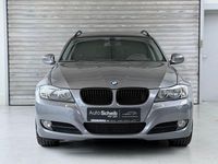 Gebraucht BMW 320 Sport Line 177 PS (130 kW) 2009 Grau Kombi