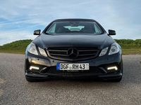 Gebraucht Mercedes E500 AMG line 387 PS (284 kW) 2010 Schwarz Cabrio