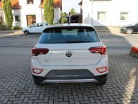 Gebraucht VW T-Roc 110 PS (80 kW) 2023 Ascotgrau SUV