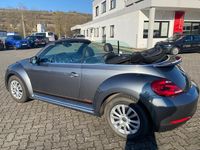 Gebraucht VW Beetle Cabriolet Cup 160 PS (117 kW) 2014 Platinum grey metallic Cabrio