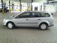 Gebraucht Ford Focus Trend 101 PS (74 kW) 2005 Grau Kombi