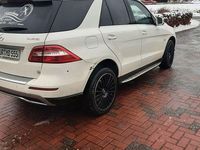 Gebraucht Mercedes ML250 Edition 1 204 PS (150 kW) 2012 Weiß SUV