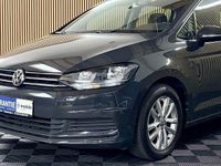 Gebraucht VW Touran Comfortline 150 PS (110 kW) 2019 Grau Van / Kleinbus