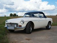 Używany MG B 94 KM (69 kW) 1972 Biały Kabriolet