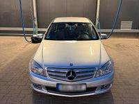 Gebraucht Mercedes C180 165 PS (121 kW) 2009 Silber Limousine