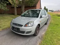 Gebraucht Ford Fiesta 60 PS (44 kW) 2007 Silber Kleinwagen