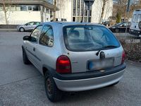 Gebraucht Opel Corsa 90 PS (66 kW) 1997 Silber Kleinwagen