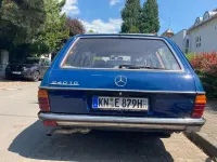 Gebraucht Mercedes 240 72 PS (52 kW) 1984 Blau Limousine
