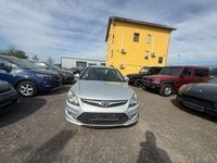 Gebraucht Hyundai i30 Classic 109 PS (80 kW) 2011 Silber Kombi