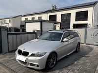 Gebraucht BMW 330 Exclusive 245 PS (180 kW) 2011 Grau Kombi
