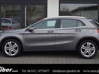 gebraucht Mercedes GLA200 Automatik/Sport/LED/Navi/Leder/KeylessGo/SHZ