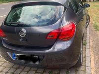 Gebraucht Opel Astra Edition 116 PS (85 kW) 2010 Grau Kleinwagen