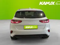 Gebraucht Kia Ceed 120 PS (88 kW) 2022 Weiß Kleinwagen