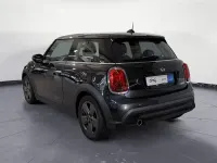 Gebraucht Mini Cooper Classic 136 PS (100 kW) 2023 Schwarz Kleinwagen