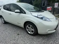Gebraucht Nissan Leaf Basis 80 kW (109 PS) 2013 Weiß Kleinwagen