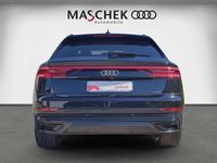 Gebraucht Audi Q8 S-Line 286 PS (210 kW) 2020 Orcaschwarz SUV