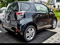 Gebraucht Toyota iQ 98 PS (72 kW) 2009 Schwarz Kleinwagen