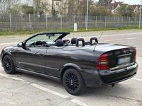 Gebraucht Opel Astra Cabriolet 101 PS (74 kW) 2004 Schwarz Cabrio