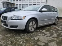 Używany Volvo V50 110 KM (80 kW) 2009 Srebrny Kombi