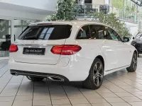 Gebraucht Mercedes E300 Avantgarde 313 PS (230 kW) 2020 Weiß Limousine