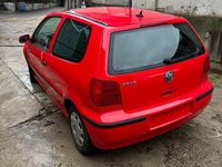 Gebraucht VW Polo 60 PS (44 kW) 2000 Rot Kleinwagen