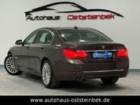 Second-hand BMW 730 258 CP (189 kW) 2014 Maro Berlinǎ
